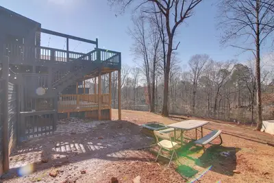 Image de Woodsy North Georgia Mountain Hideaway w/ Fire Pit