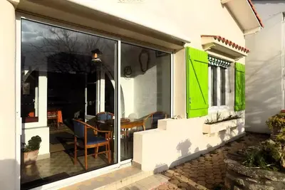 Image de Royan - Maison Rustique avec jardin clos - proche Commerces et Plages