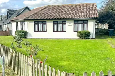 Image de Hideaway near the sea - sleeps 6 guests & welcomes 2 dogs