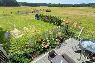 Image de 1 bedroom cozy apartment in Szlachta