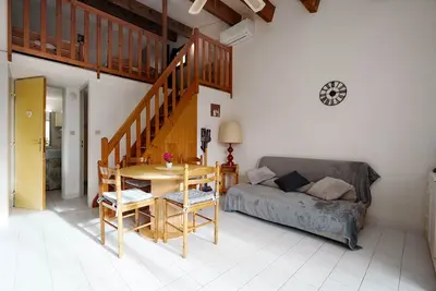 Image de Quartier lumineux près de la promenade du port