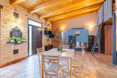 Image de Appartement « Pathos Retreat Melograno » avec piscine partagée, Wi-Fi et climatisation