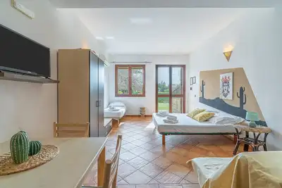 Image de Appartement 'Pathos Retreat Lavanda' avec piscine partagée, Wi-Fi et climatisation