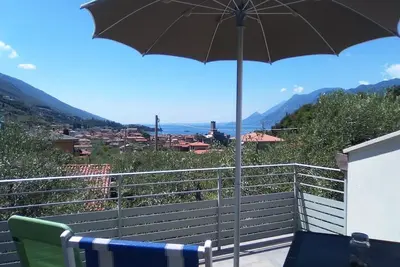 Image de 3 Raum Zimmer Terrasse Seeblick