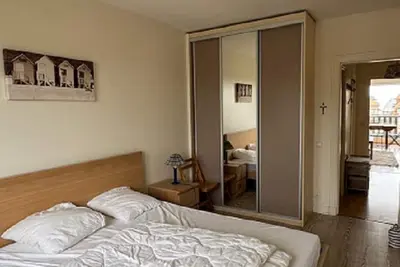 Image de Appartement lumineux avec accès direct à la plage et proche du centre ville