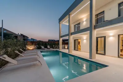 Seaview Villa Turnea