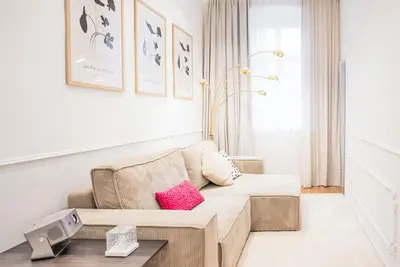 Image de Design Micro-Studio - 10 minutes to Central Station