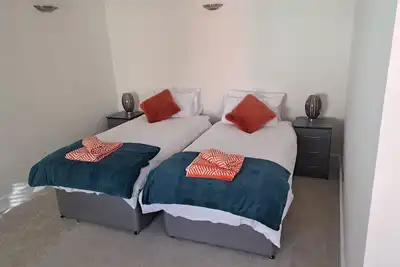 Image de Maison-Panoramique-Salle de bain privée-Vue ville