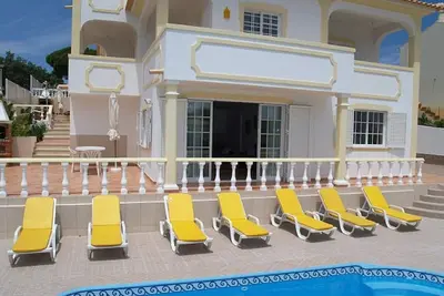 Image de Appartement 'Sunny Poolview' avec piscine partagée, Wi-Fi et climatisation