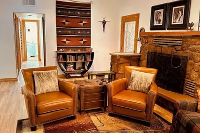 Image de Sedona Trailhead Retreat  Red Rock Views  Patio. Free Hiking Pass, Walk to Trail