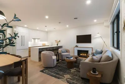 Image de Monashee Meadows in Mackenzie Village