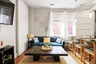 Image de East Clay Street Lofts Apt 5 - Convention Center