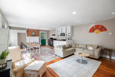 Image de East Clay Street Retreat - Convention Center