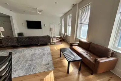 Image de Historic E Market Loft - Jmu & Court Square