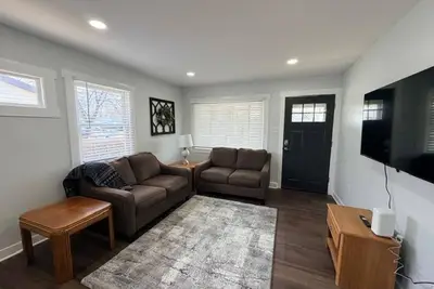 Image de Chicago Suburb Home Near Bp Refinery and Hospitals