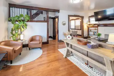 Image de Clean & Comfy 3br in Belleville: Fast WiFi-Laundry-Pets Ok