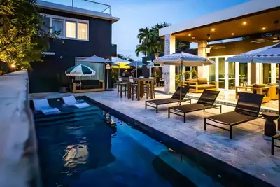 Image de Portofino 4bd Suite +Pool | Resort Vibe Near Beach