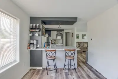 Image de Creekside West: Private Hot Tub, Quiet Retreat