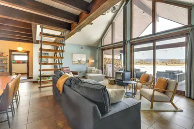 Image de Fish, Hike & Ski: Mtn-View Gunnison Home w/ Sauna