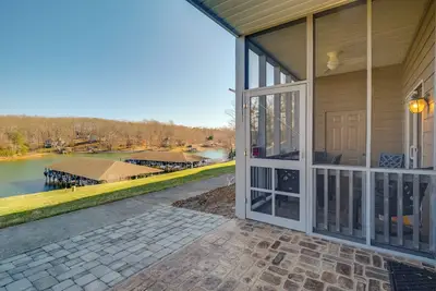 Image de Dog-Friendly Condo on Smith Mountain Lake
