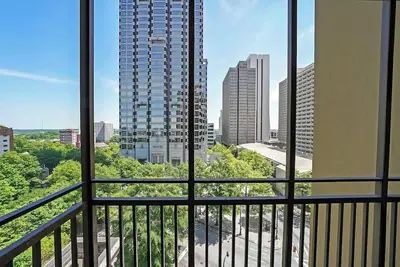 Image de Downtown Atl 1 Bedroom w/ Skyline Views
