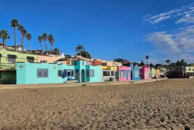 Image de Capitola Dreaming, Beach Front Venetian #7 1/2