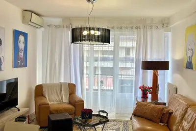 Image de Elegant 3 room apt center Cannes close to Palais du Festival, next to the beaches