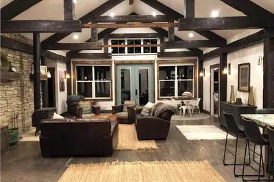 Image de Timber Frame Mountain Getaway