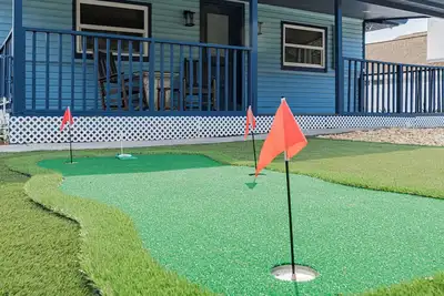 Image de Ocean Breeze | 100-Year-Old Historic Coastal Estate — Fully Renovated