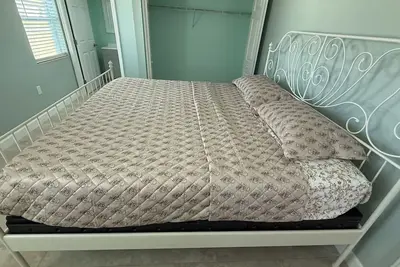 Image de Modern Farmhouse Quiet & Spacious located in Safe neighborhood-Rv parking space