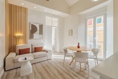 Image de Shiraz Cozy Apartment with Office - Setúbal Downtown