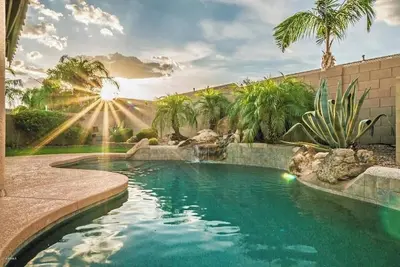 Image de Desert Escape w/ Private Pool & Jet Tub, 3br Home