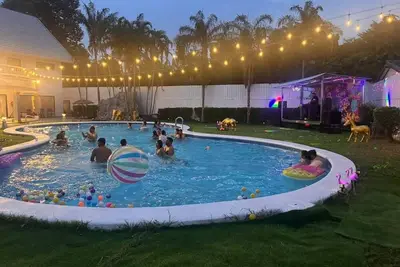 Image de Millionaire's Mansion - Domaine de luxe de 5 chambres