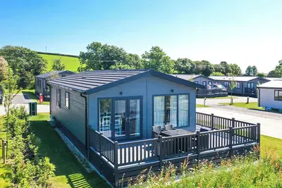 Image de 3 chambres à coucher à Fowey