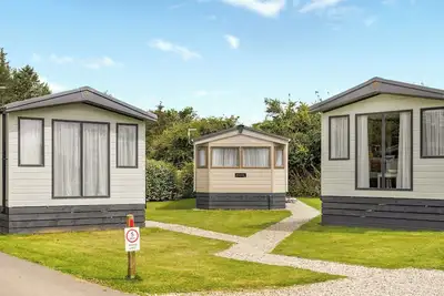 Standard 2 Bed (Pet)