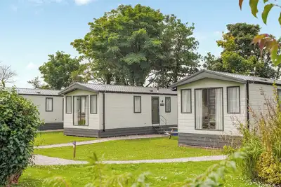 Superior 3 Bed (Pet)