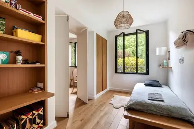 Image de Appartement. Jardin. Neuilly- Sur - Seine. 5 Min De Paris
