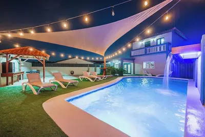 Image de Villa Cascada - Pool w Waterfall - Near Palm Beach