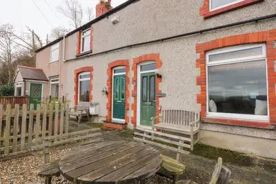 Image de 3 Bay View Terrace, pet friendly, with open fire in Llandudno