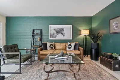Image de Stylish 2br Pet Friendly + Gym & Pool
