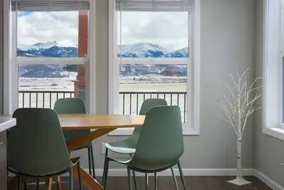 Image de Brand New Cozy Mountain Retreat | Panoramic Views