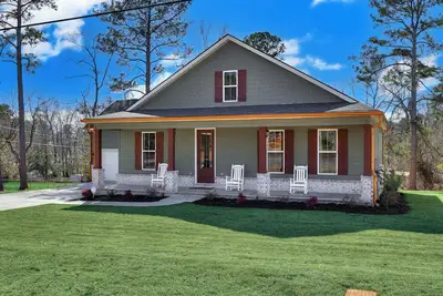 Image de New! King bed, Fast WiFi, TVs, Pets, Laundry