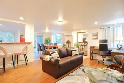 Image de Garden Cabin Retreat Creekside Oasis Near SeaTac & Seattle