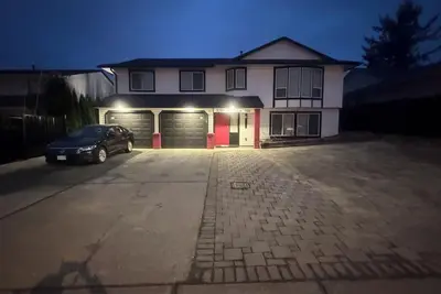 Image de Cozy Luxurious house where privacy is the key