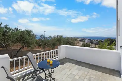 Image de Anthoula's Sea View Apartment