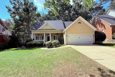 Image de Cozy Family-Friendly Macon Home – Great Location