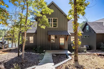 Image de The Night Owl at Lake Martin - 3br/3ba Home in Eclectic