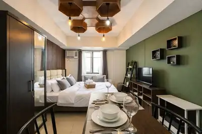 Image de Evergreen Haven Studio | Prime It Park Spot