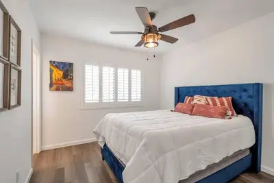 Image de Midtown 2 bedroom Condo