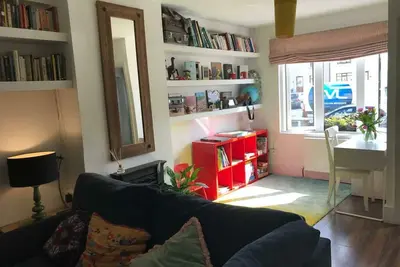 Image de Light Filled 3bdr Home with garden in Kimmage